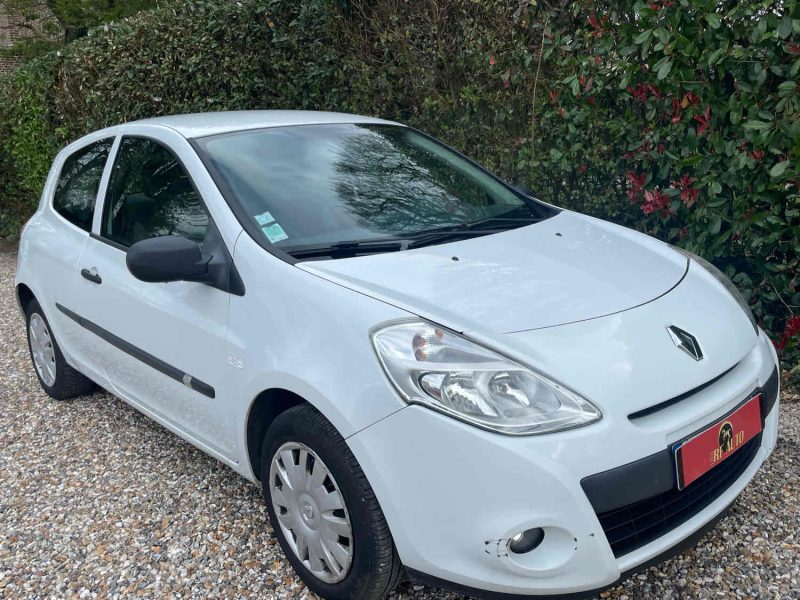 RENAULT CLIO III 2011 1.5 dCi 68cv