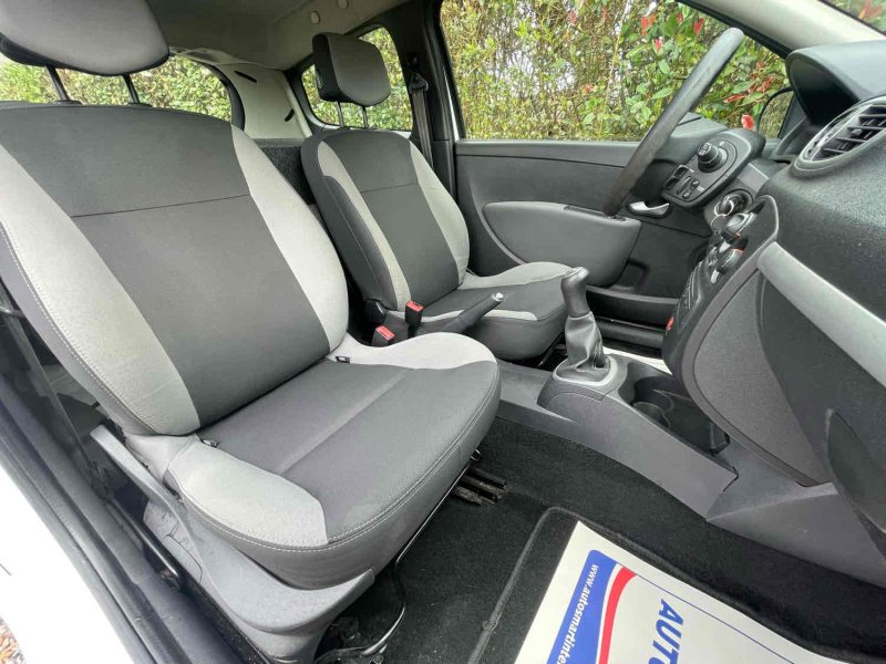 RENAULT CLIO III 2011 1.5 dCi 68cv