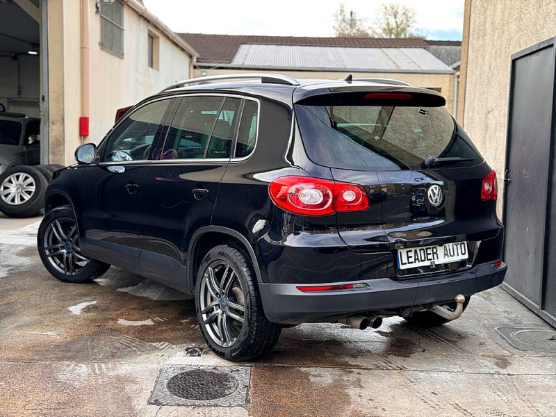 Volkswagen Tiguan 2.0 TSI Sport & 4Motion payez en 4X
