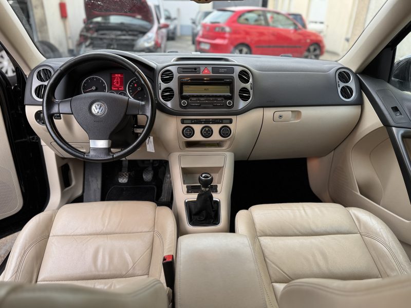 Volkswagen Tiguan 2.0 TSI Sport & 4Motion payez en 4X