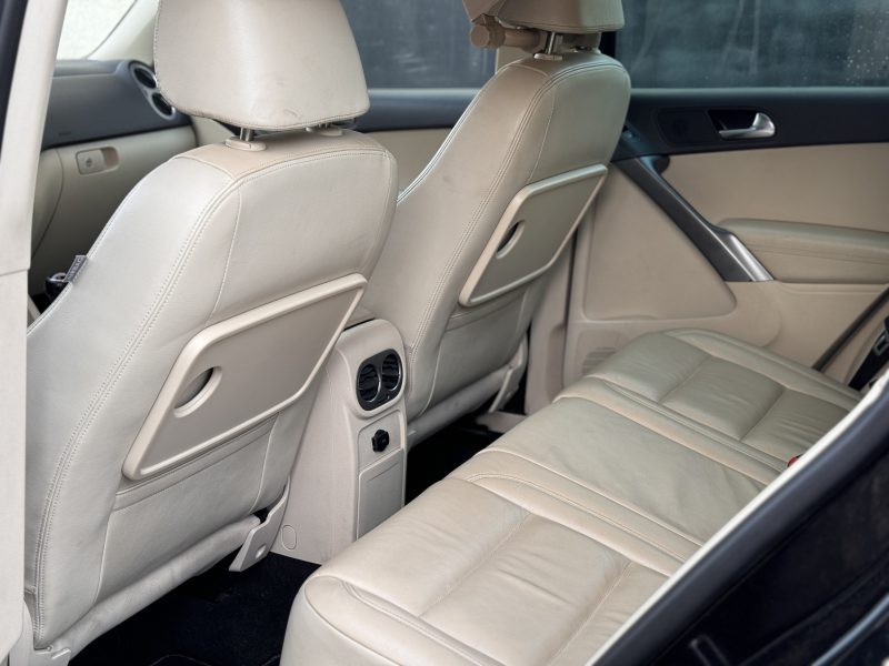 Volkswagen Tiguan 2.0 TSI Sport & 4Motion payez en 4X