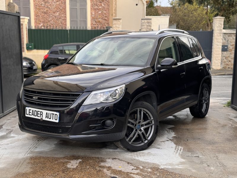Volkswagen Tiguan 2.0 TSI Sport & 4Motion payez en 4X