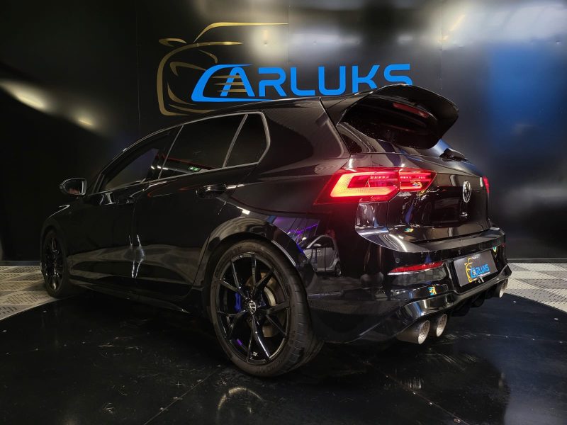 VOLKSWAGEN GOLF VIII R 2.0 TSI 320cv PERFORMANCE SUIVI COMPLET VW / PAS DE MALUS / LIGNE AKRAPOVIC /