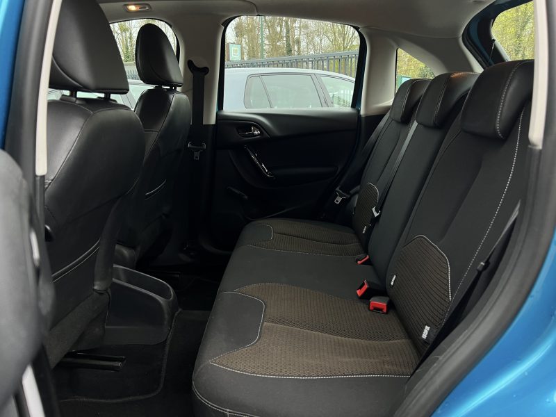 CITROEN C3 II 1.4 VTI 95 Cv CLIMATISATION REGULATEUR & LIMITEUR BLUETOOTH CRIT AIR 1 - GARANTIE 1 AN