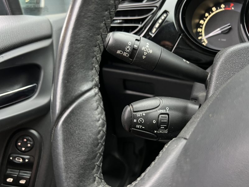 CITROEN C3 II 1.4 VTI 95 Cv CLIMATISATION REGULATEUR & LIMITEUR BLUETOOTH CRIT AIR 1 - GARANTIE 1 AN