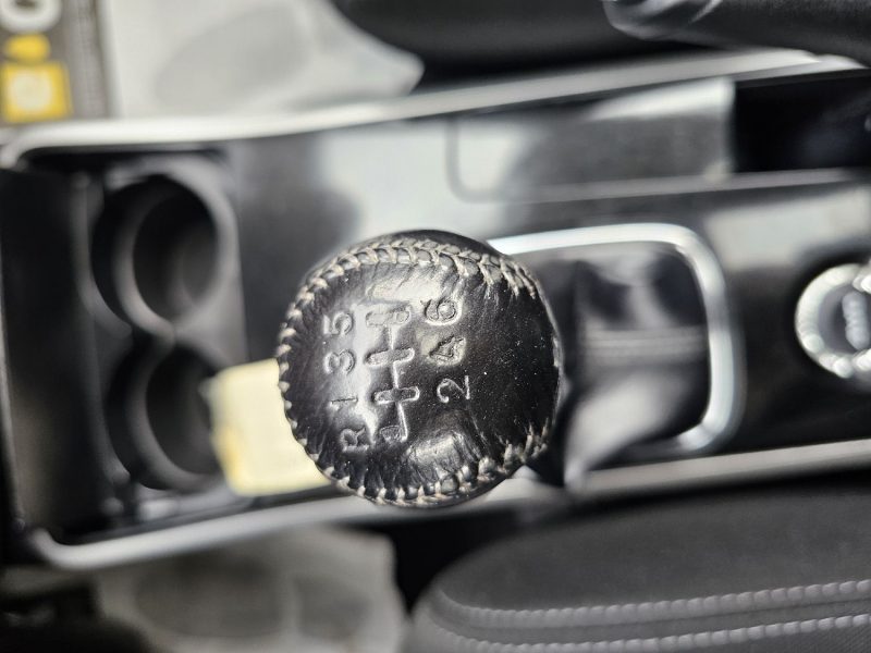 MITSUBISHI OUTLANDER 4X4  2,2 DI-D 150 CH 7 PLACES INTENSE BLACK COLECTION 