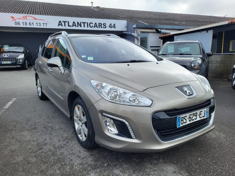 PEUGEOT 308 SW  2011