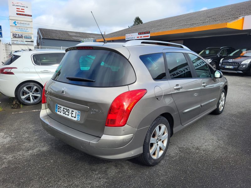 PEUGEOT 308 SW  2011