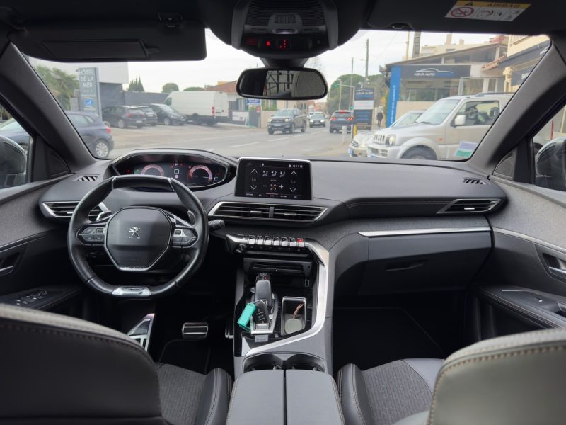 PEUGEOT 3008 SUV 1.6 