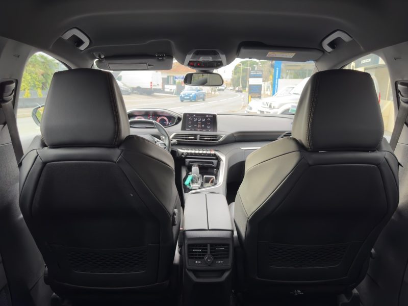 PEUGEOT 3008 SUV 1.6 