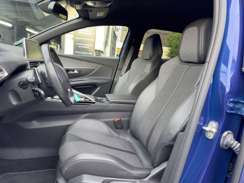 PEUGEOT 3008 SUV 1.6 