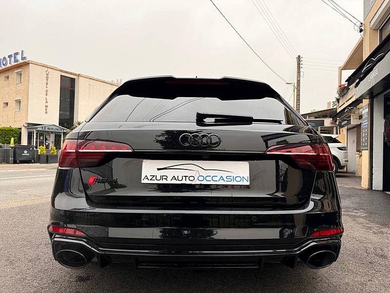 AUDI A4 B9 AVANT 2020 BLACK EDITION