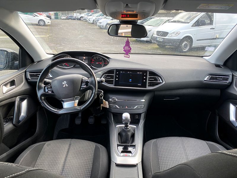 PEUGEOT  308 2019