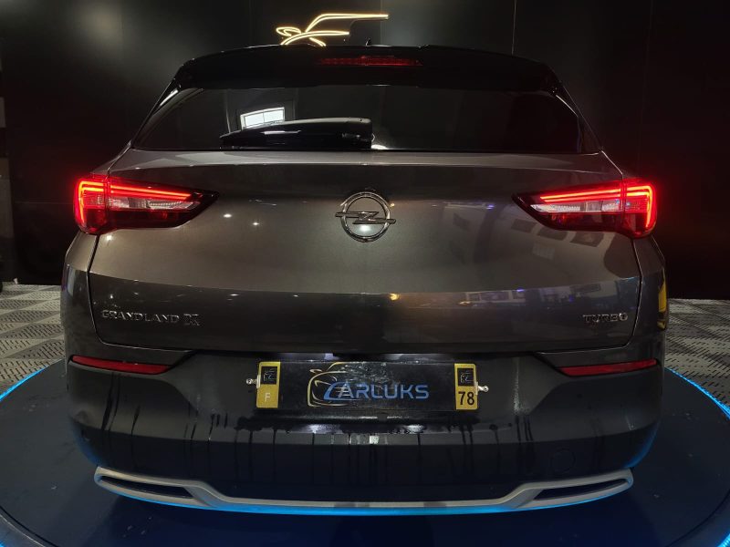 OPEL GRANDLAND X 1.2 Turbo 130cv Ultimate BVM6 / SIEGES CHAUFFANT-VENTILES/CAMERA DE RECUL/CHARGEUR 