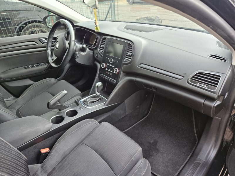 RENAULT MEGANE IV Berline bicorps trois ou cinq portes 2018