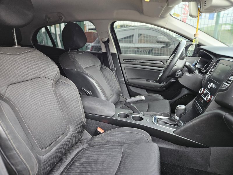 RENAULT MEGANE IV Berline bicorps trois ou cinq portes 2018