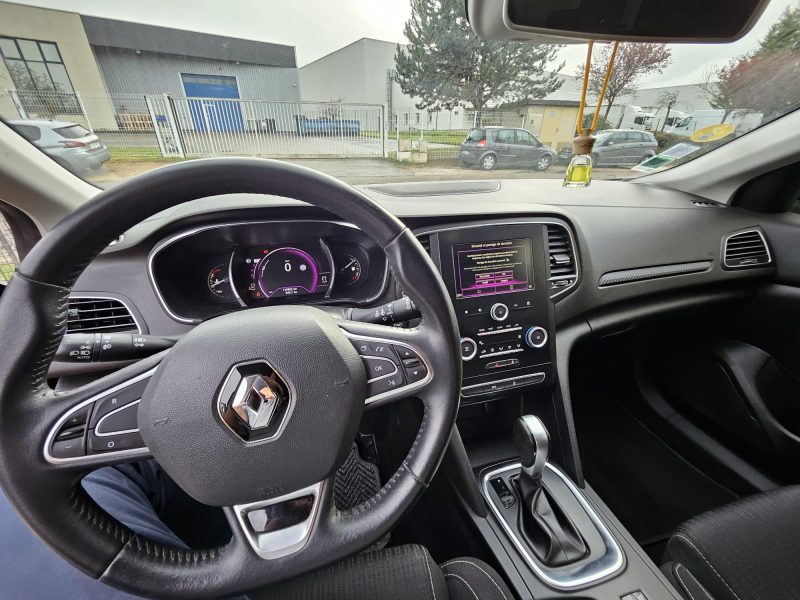 RENAULT MEGANE IV Berline bicorps trois ou cinq portes 2018