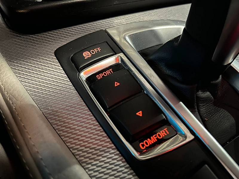 F10 3.0 535i xDrive 306 cv SPORT DESIGN / TO / SIEGES ELECTRIQUE / AFFICHAGE TETE HAUTE