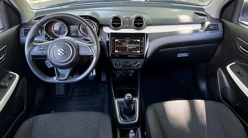 Suzuki Swift 1.2 DUALJET 90 PRIVILEGE