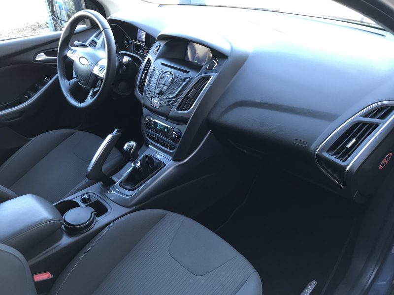 FORD FOCUS III - 1.6 SCTi 150cv TITANIUM S&S Ecoboost - GARANTIE 6 MOIS 