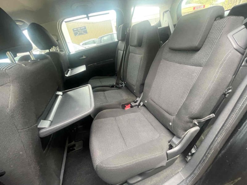 PEUGEOT 5008 2010 1.6 HDi 110cv