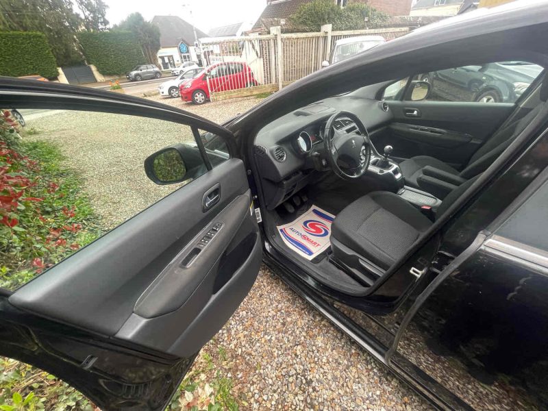 PEUGEOT 5008 2010 1.6 HDi 110cv