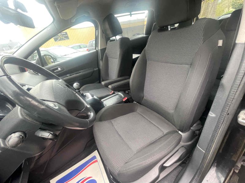 PEUGEOT 5008 2010 1.6 HDi 110cv