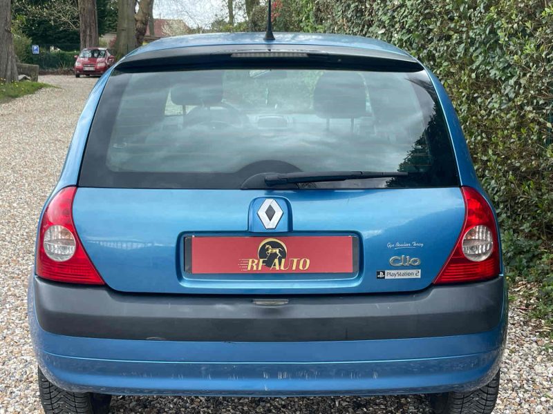 RENAULT CLIO II 2002 1.5 dCi  65cv