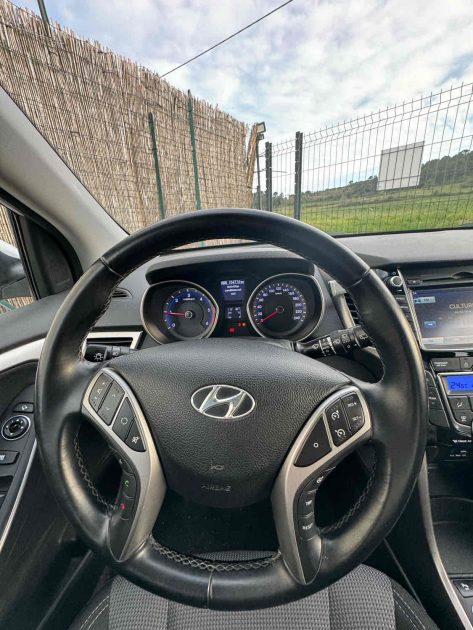 HYUNDAI I30 2015