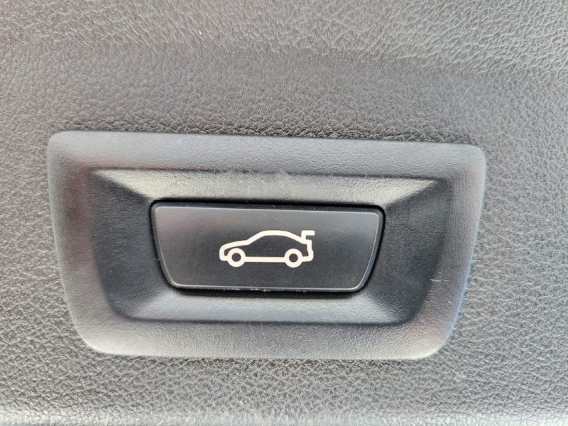 BMW SERIE 1 F40 M135I 306 XDRIVE M PERFORMANCE BVA*LIVE*CAMERA*TETE HAUTE*JA19*