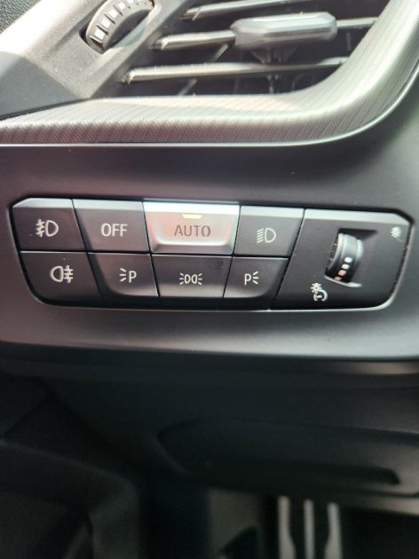 120D F40 190 XDRIVE Pack M SPORT BVA*SIEGES M Perf*LIVE COCKPIT*