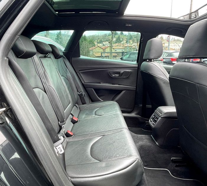 SEAT Leon III ST Cupra 2.0 TFSi DSG6 290 DSG*PANO*