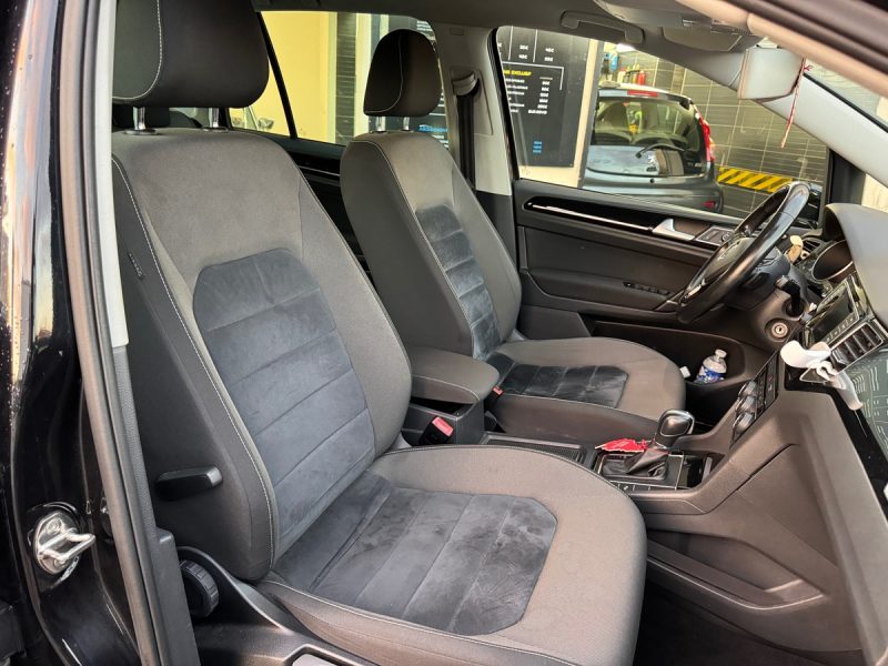 VOLKSWAGEN GOLF SPORTSVAN VII 