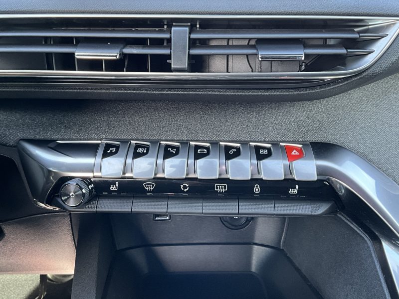 PEUGEOT 5008 II 2020