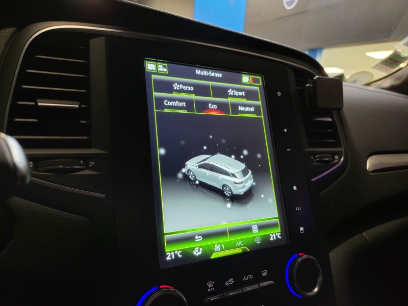 RENAULT MEGANE IV ESTATE 1.5 Blue DCI 115cv INTENS /CAMERA+CARPLAY+VIRTUAL COCKPIT/
