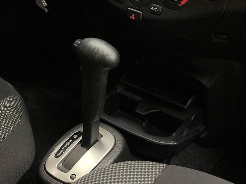  NISSAN MICRA - III 1.2 80 ACENTA BVA 