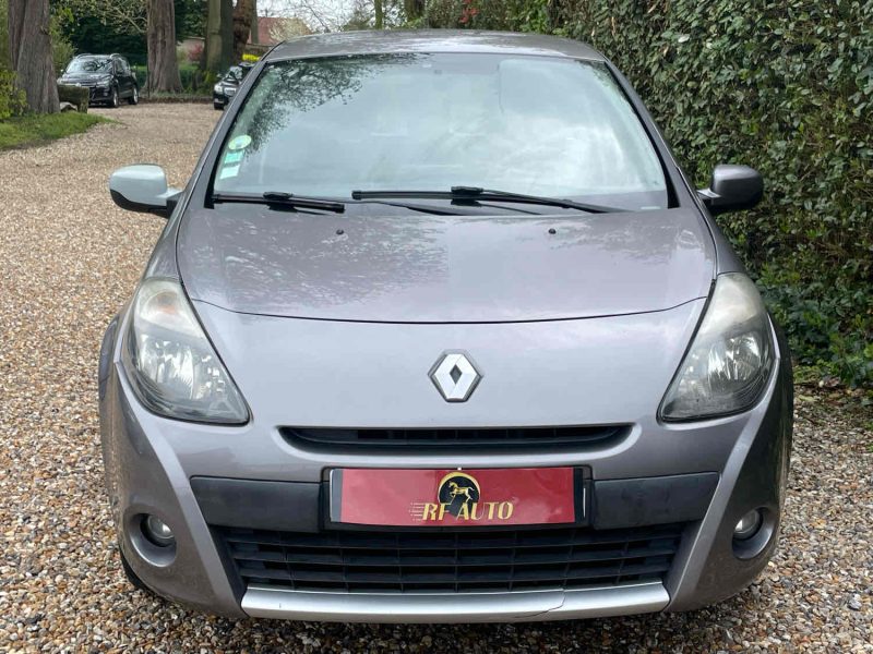RENAULT CLIO III 2011 1.5 dCi  75cv