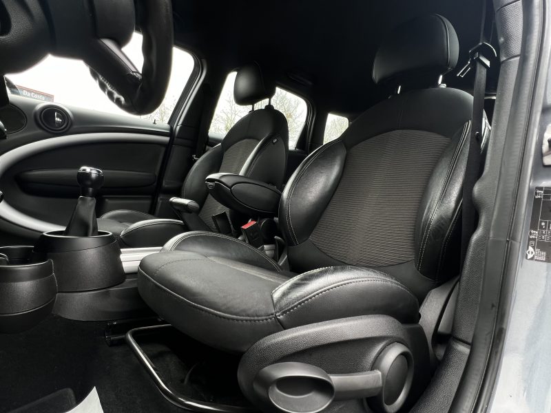 MINI COUNTRYMAN COOPER SD R60 PHASE 2 LCI PARK LANE 2.0 143 Cv PREMIERE MAIN ATTELAGE GARANTIE 1 AN