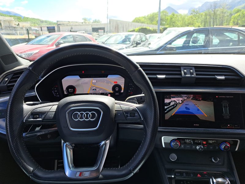 AUDI Q3 2019