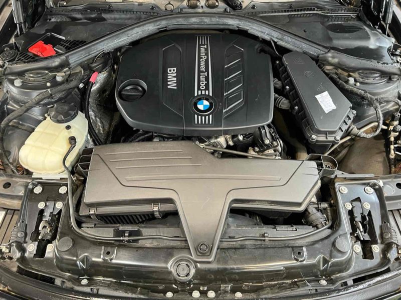 BMW SERIE 3 F30 2013 PACK M