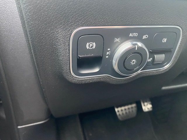 MERCEDES GLB 220 D AMG LINE 4MATIC 8G-DCT