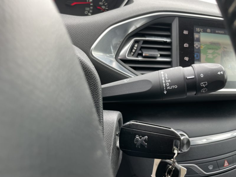 PEUGEOT 308 SW II 2016