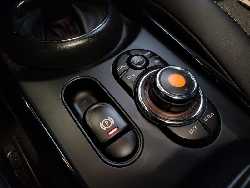 MINI CLUBMAN COOPER S 2.O TURBO 192cv BVA EDITION KENSINGTON TOIT OUVRANT / KEYLESS GO / CARPLAY / S