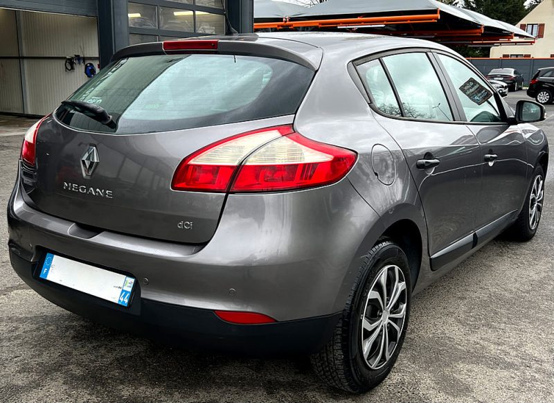RENAULT MEGANE 3 III 1.5 DCI 86 Cv 5 PORTES / BLUETOOTH REGULATEUR LIMITEUR - GARANTIE 1 AN