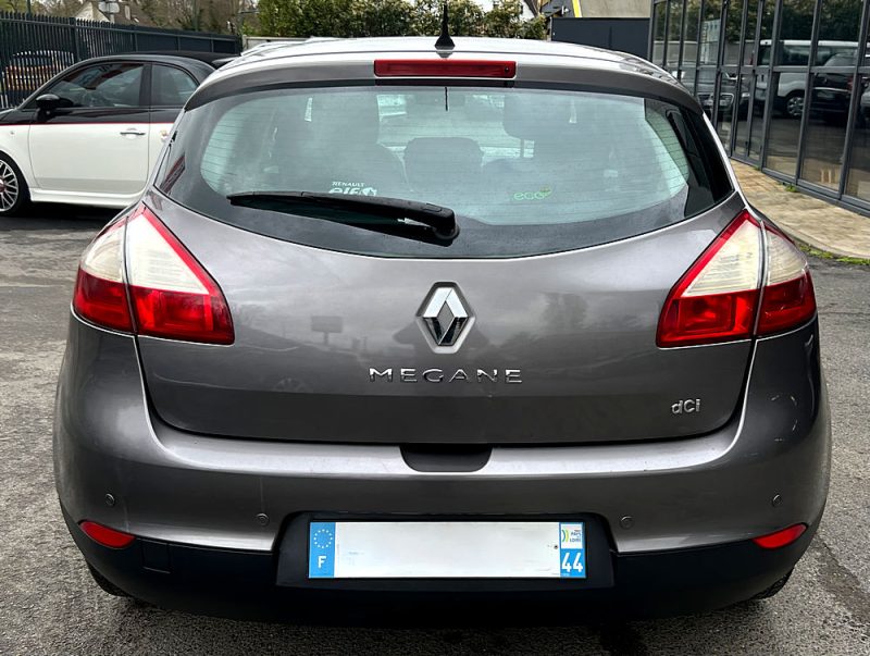 RENAULT MEGANE 3 III 1.5 DCI 86 Cv 5 PORTES / BLUETOOTH REGULATEUR LIMITEUR - GARANTIE 1 AN