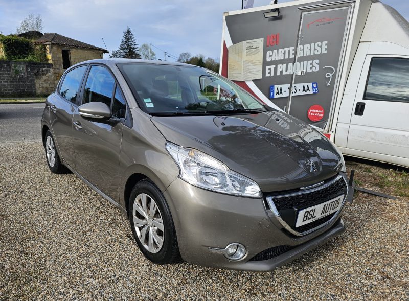 PEUGEOT 208 I 2012