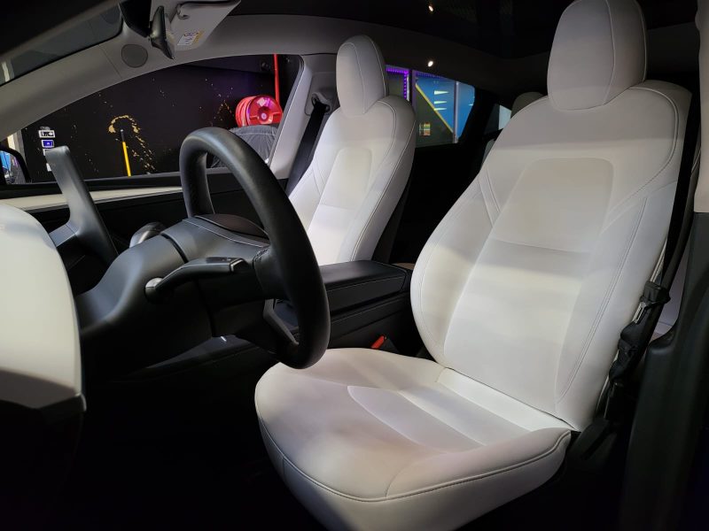 TESLA MODEL Y LONG RANG DUAL MOTORS 480cv / 1ER MAIN / AUTOPILOT AMELIORE / VOLANT ET SIEGES CHAUFFA