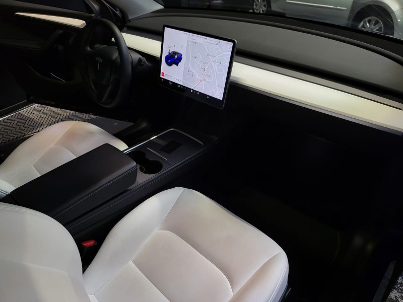 TESLA MODEL Y LONG RANG DUAL MOTORS 480cv / 1ER MAIN / AUTOPILOT AMELIORE / VOLANT ET SIEGES CHAUFFA