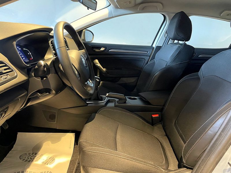 RENAULT MEGANE IV  2020