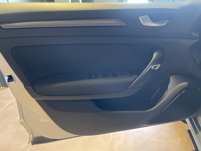 RENAULT MEGANE IV  2020